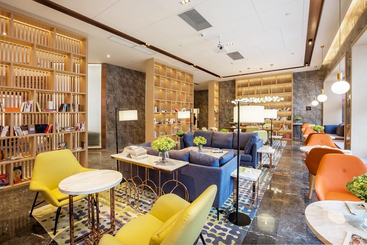 Shenzhen Bantian Huaweizhongcheng Atour Hotel 外观 照片